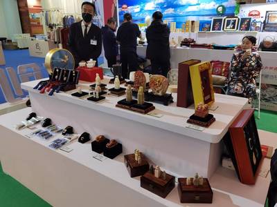 赤峰文旅閃耀“赤峰好物進北京”活動，文化用品盡顯民族魅力